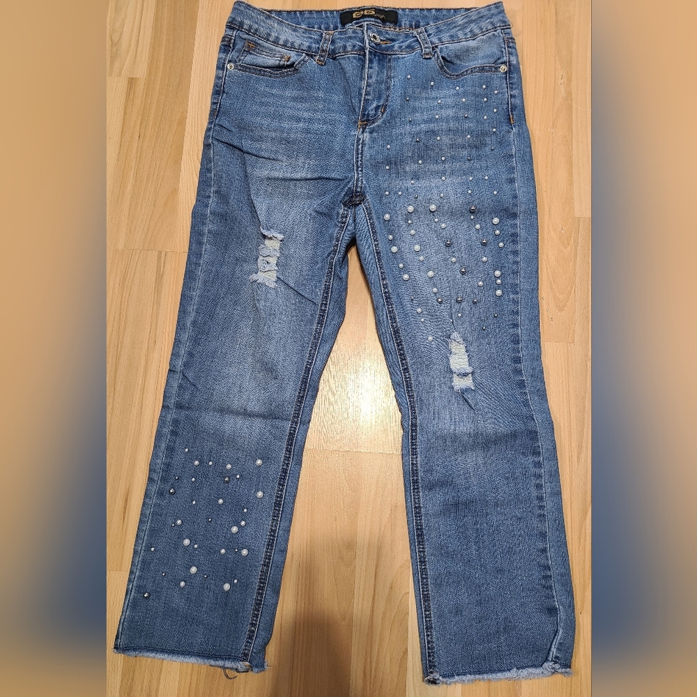 GG jeans Beaded Denim Distressed Capri